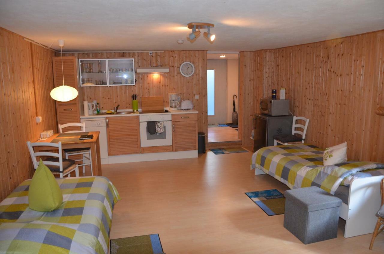 Souterrainappartement ビーレフェルト エクステリア 写真